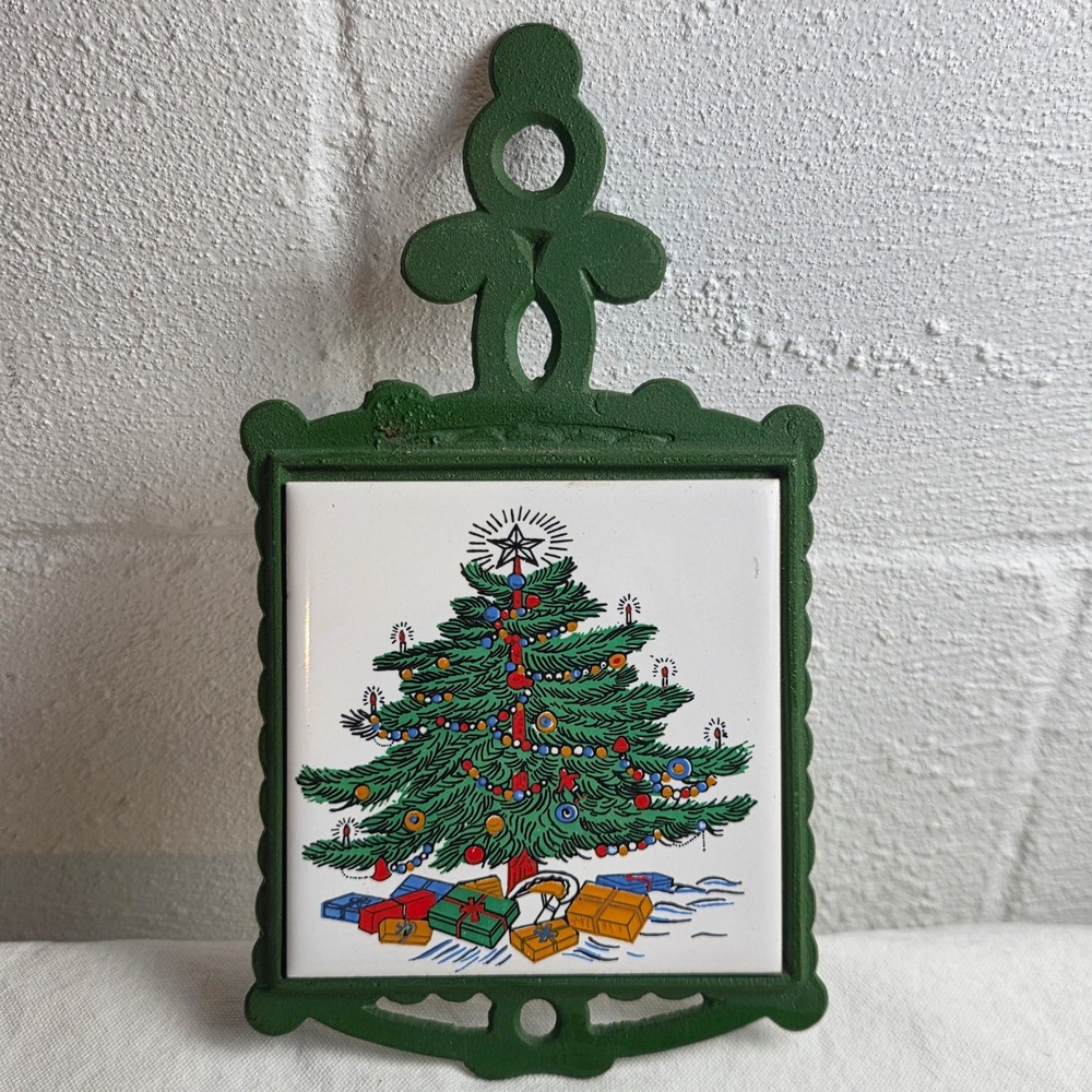 Vintage Prince Cast Iron Christmas Tree Ceramic Tile Trivet Green Metal Frame